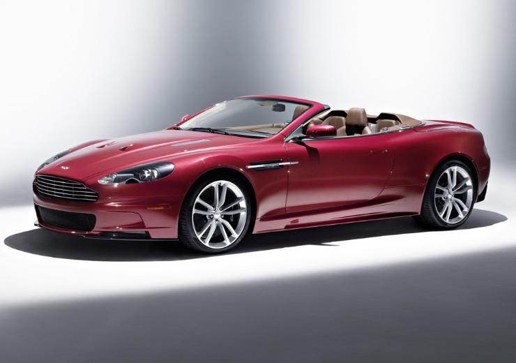 2014 Aston Martin DBS Coupe 6.0 (517 HP) Touchtronic AT boot space and dimensions
