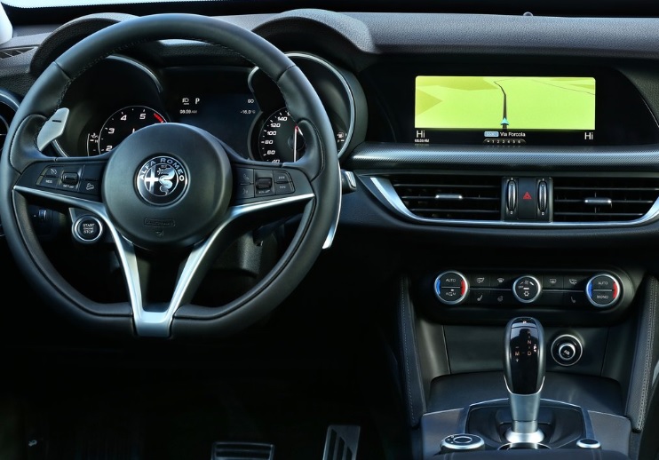 2018 Alfa Romeo Stelvio 2.0 Veloce 2018 Alfa Romeo Stelvio 2.0 280 HP Veloce AT Technical Specs