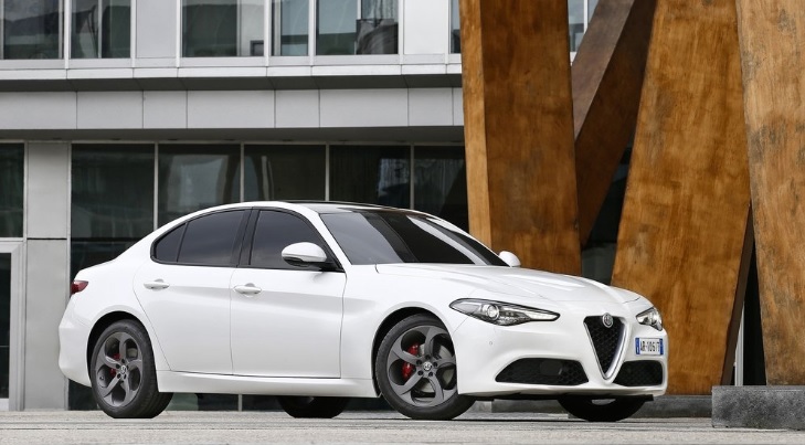 2017 Alfa Romeo Giulia 2.0 AWD 280 HP Veloce AT Technical Specs