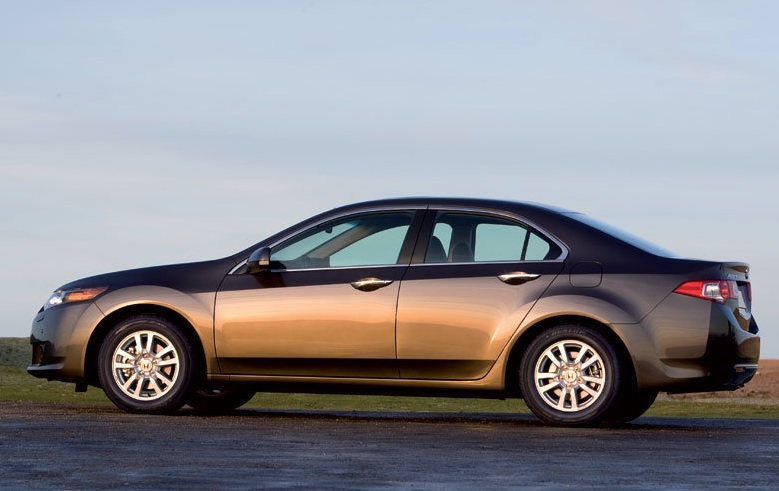 2014 Honda Accord Sedan 2.0 (156 HP) Executive AT boot space and dimensions