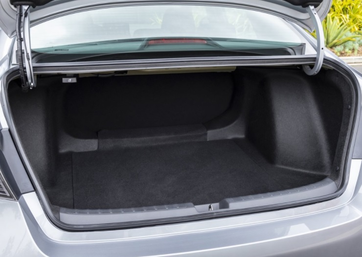 2022 Honda Civic Sedan 1.5 VTEC (182 HP) Executive Plus CVT boot space and dimensions