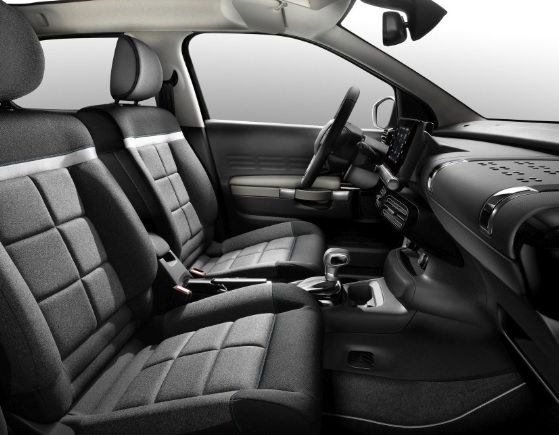 2019 Citroen C4 Cactus Crossover 1.6 BlueHDi (100 HP) Shine AT boot space and dimensions