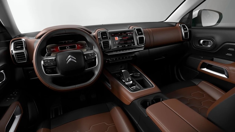 2019 Citroen C5 Aircross SUV 1.6 PureTech (180 HP) Shine EAT8 boot space and dimensions