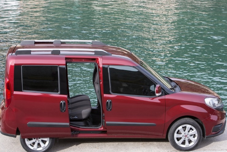 2019 Fiat Doblo Combi Combi 1.6 Multijet (120 HP) Safeline Manual boot space and dimensions