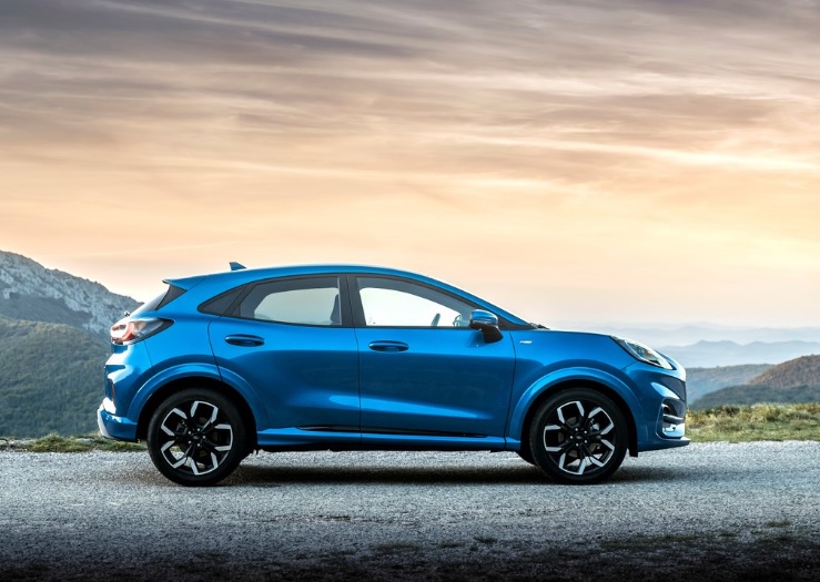 2021 Ford Puma SUV 1.0 EcoBoost (125 HP) ST-Line AT boot space and dimensions
