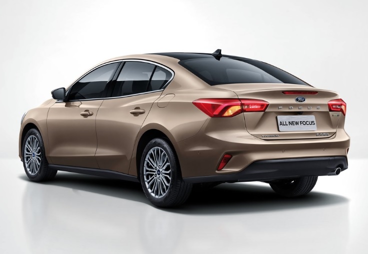 2021 Ford Focus Sedan 1.5 EcoBlue (120 HP) Titanium Manual boot space and dimensions