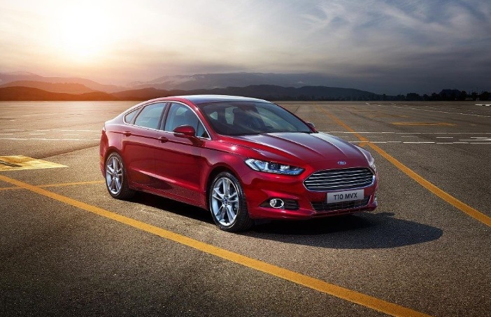 2019 Ford Mondeo Sedan 2.0 TDCi (180 HP) Style PowerShift boot space and dimensions