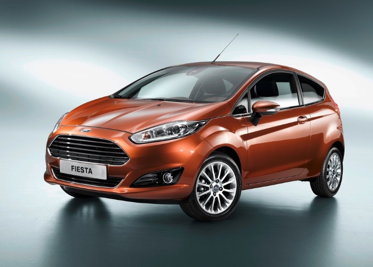 2015 Ford Fiesta Hatchback 1.5 TDCI (75 HP) Titanium Manual boot space and dimensions