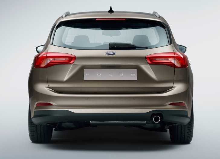 2021 Ford Focus SW Station Wagon 1.5 EcoBlue (120 HP) Titanium Manual boot space and dimensions