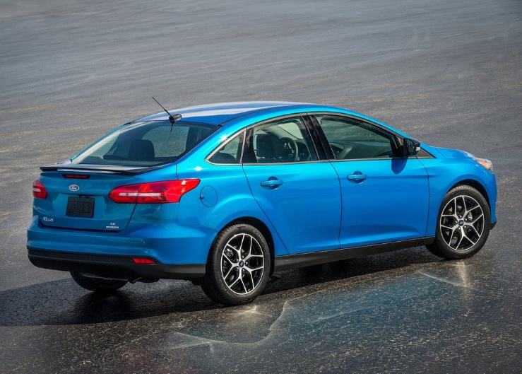 2015 Ford Focus 1.6i 125 HP Style Powershift Technical Specs
