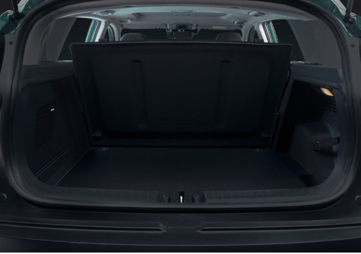 2023 Hyundai Bayon SUV 1.4 MPI (100 HP) Jump AT boot space and dimensions