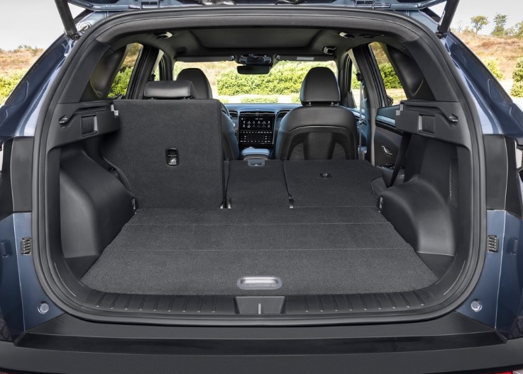 2021 Hyundai Tucson SUV 1.6 CRDi (136 HP) Elite DCT boot space and dimensions