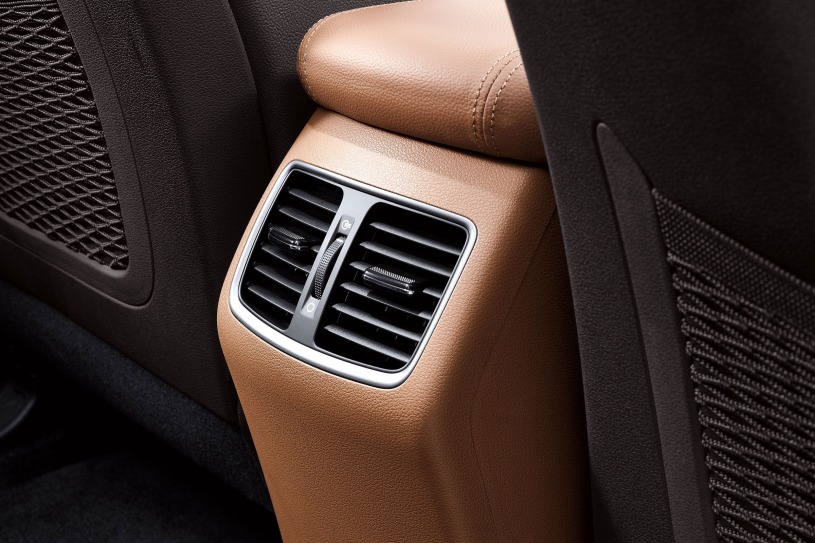 2018 Hyundai Tucson SUV 1.6 (132 HP) Style AT boot space and dimensions