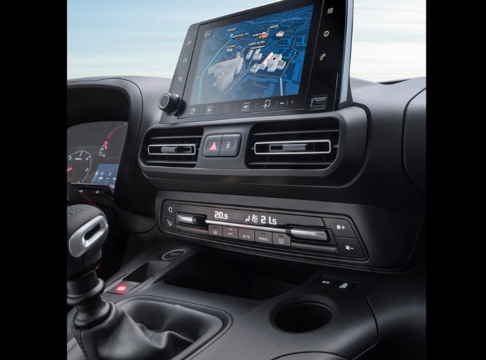 2019 Opel Combo Combi 1.5 D (130 HP) Excellence AT boot space and dimensions