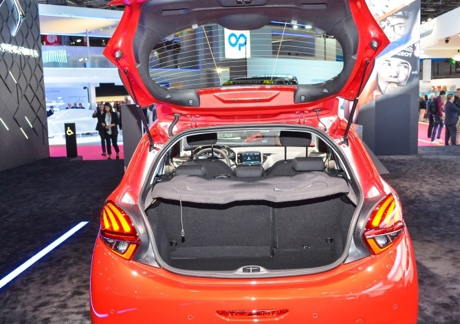 2020 Peugeot 208 1.5 BlueHDi 100 HP Signature Manual Technical Specs