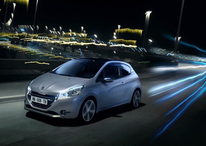 2015 Peugeot 208 1.2 PureTech 82 HP Active ETG5 Technical Specs - cardimension.net