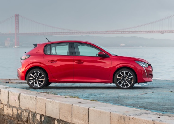 2022 Peugeot 208 Hatchback 1.2 PureTech (130 HP) GT AT boot space and dimensions