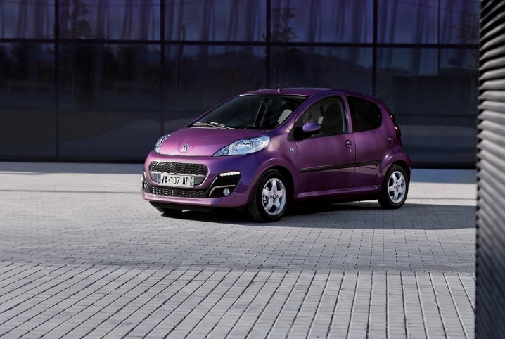 2013 Peugeot 107 1.0 68 HP Trendy 2-Tronic Technical Specs - cardimension.net