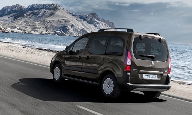 2018 Peugeot Partner Tepee Combi 1.6 HDi (92 HP) Allure Manual boot space and dimensions