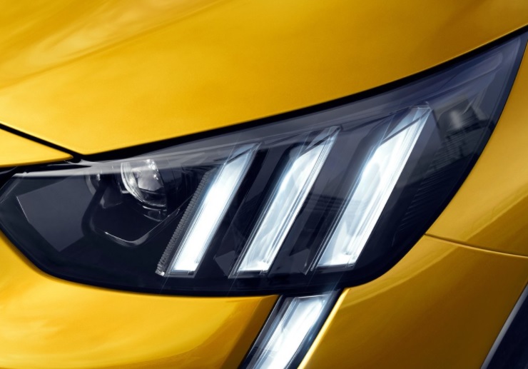 2021 Peugeot 208 Hatchback 1.2 PureTech (130 HP) GT AT boot space and dimensions