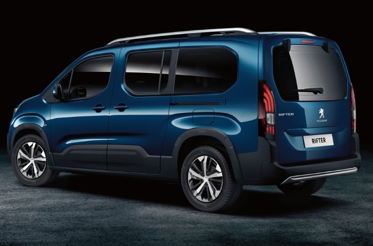 2022 Peugeot Rifter Mpv 1.5 BlueHDI (100 HP) Active Manual boot space and dimensions
