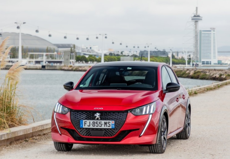 2021 Peugeot 208 1.2 PureTech 130 HP GT AT Technical Specs - cardimension.net