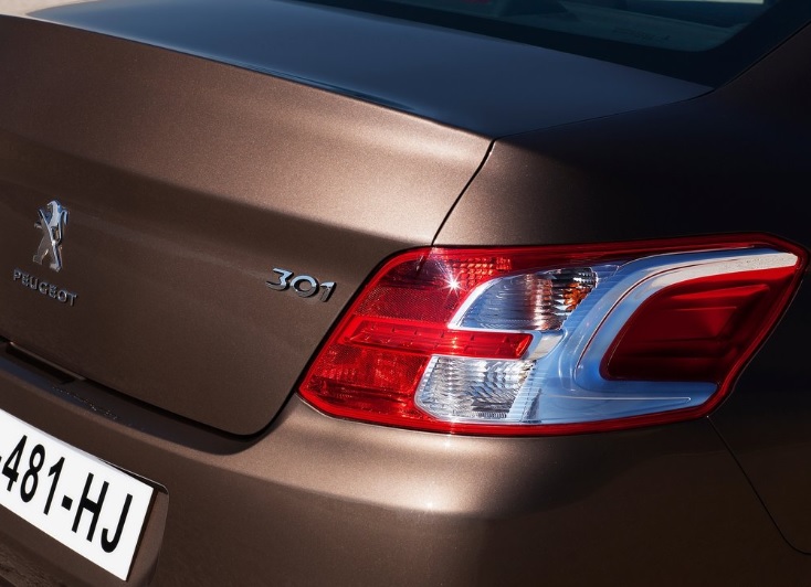 2016 Peugeot 301 Sedan 1.6 HDi (92 HP) Access Manual boot space and dimensions