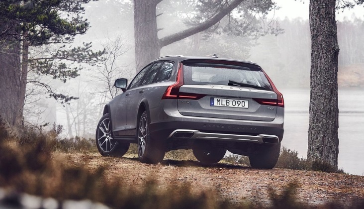 2020 Volvo V90 2.0 T6 AWD 310 HP Cross Country Pro Geartronic Technical Specs