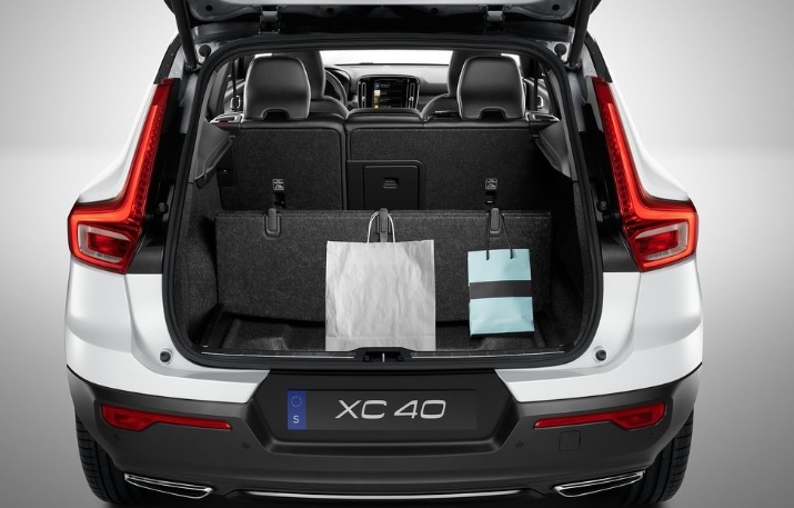 2019 Volvo XC40 SUV 2.0 D4 (190 HP) Momentum Geartronic boot space and dimensions