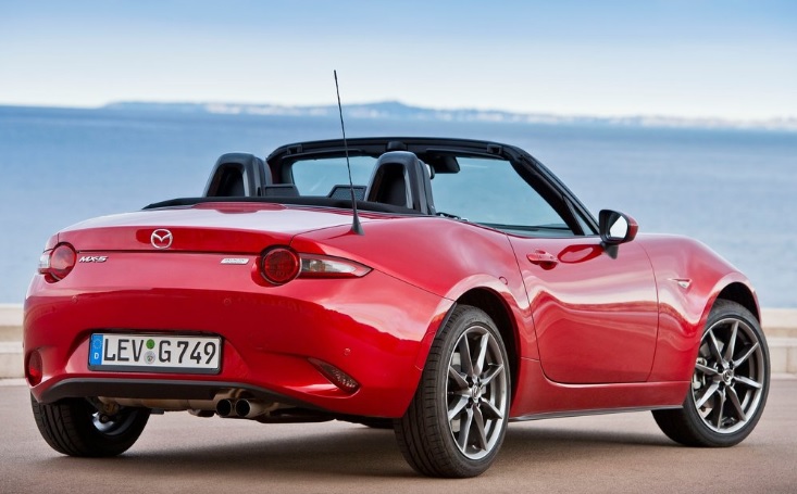 2020 Mazda MX-5 Cabrio 1.5 (131 HP) RF Power Sense Manual boot space and dimensions