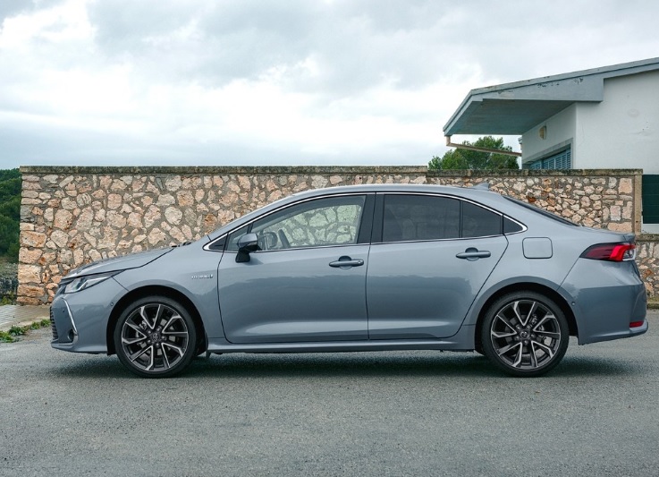 2022 Toyota Corolla 1.8 Hibrit 97 HP Passion X-Pack e-CVT Technical Specs - cardimension.net