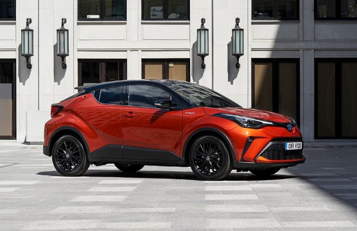 2021 Toyota C-HR 1.8 Hybrid 122 HP Passion e-CVT Technical Specs - cardimension.net