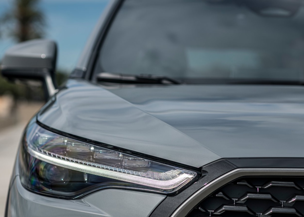 2022 Toyota Corolla Cross SUV 1.8 Hybrid (140 HP) Flame e-CVT boot space and dimensions