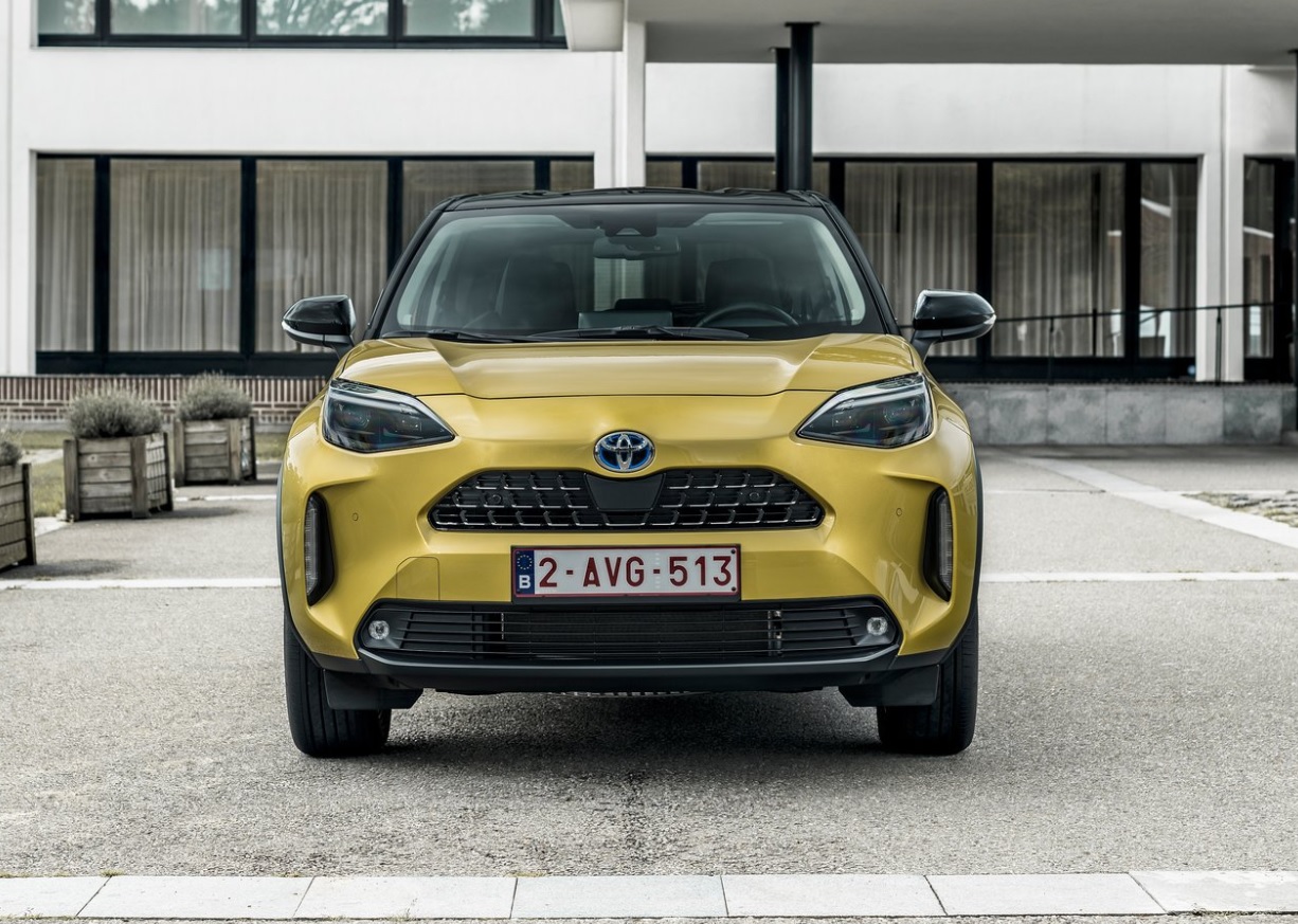 2022 Toyota Yaris Cross 1.5 Hybrid 92 HP Passion X-Pack e-CVT Technical Specs - cardimension.net