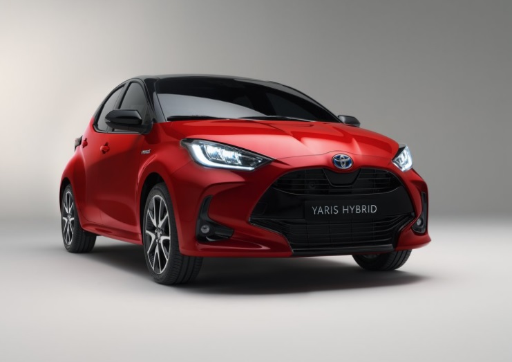 2022 Toyota Yaris Hatchback 1.5 Hibrit (116 HP) Dream e-CVT boot space and dimensions