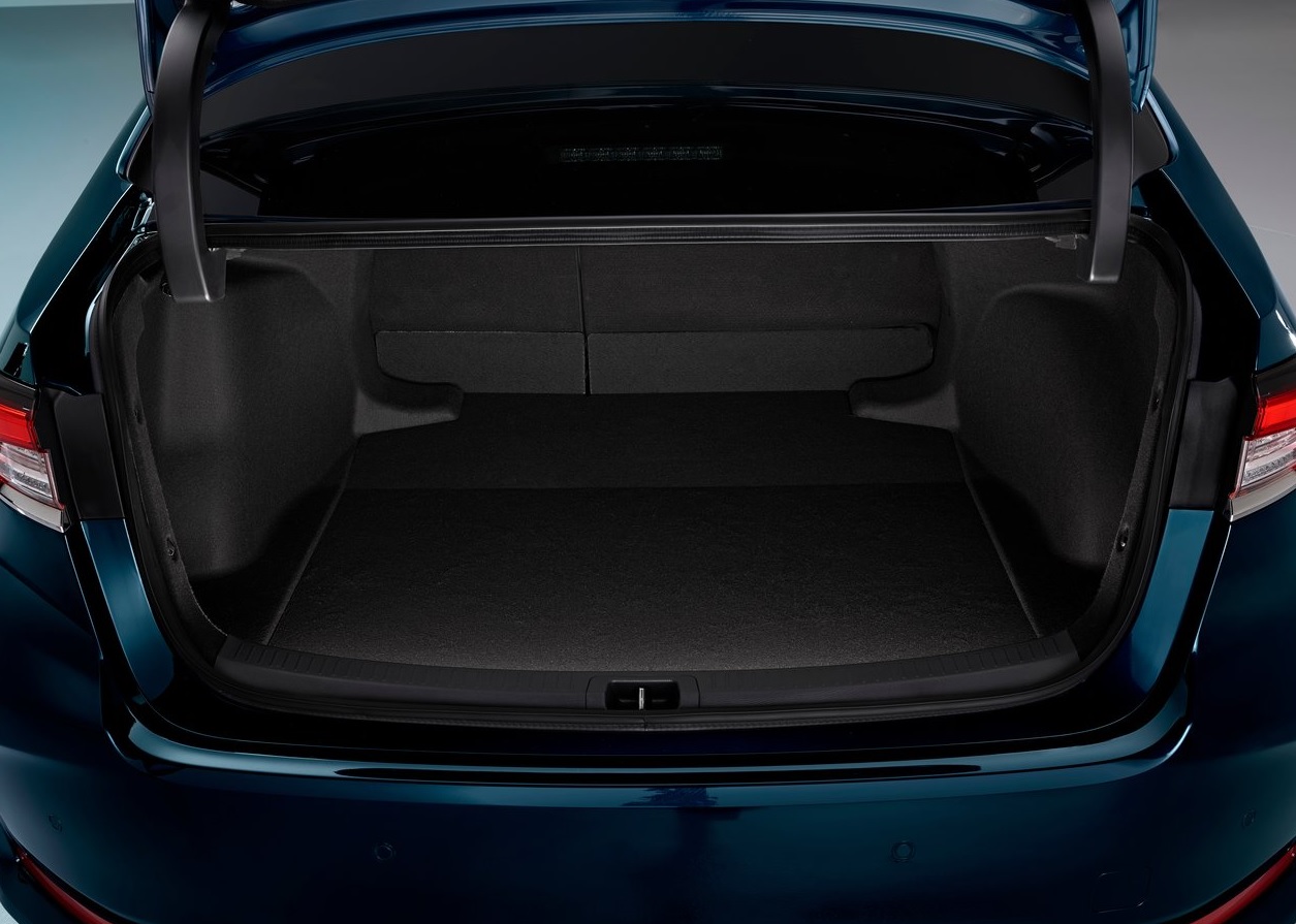 2023 Toyota Corolla Sedan 1.8 Hybrid (98 HP) Passion X Pack e-CVT boot space and dimensions