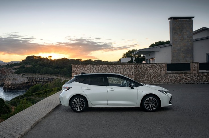 2022 Toyota Corolla HB 1.2 Turbo 116 HP Flame Multidrive S Technical Specs - cardimension.net