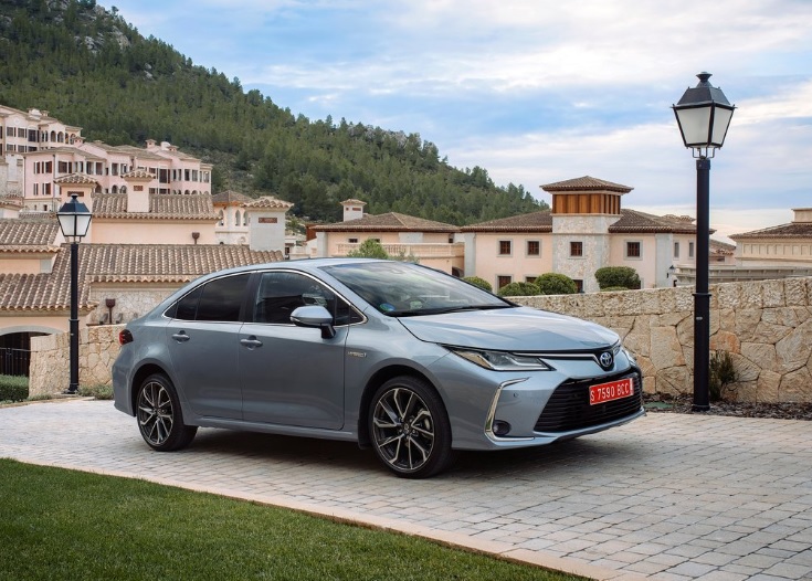 2020 Toyota Corolla 1.8 98 HP Flame X Pack e-CVT Technical Specs