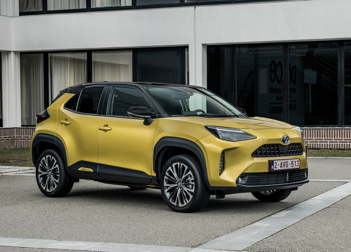 2023 Toyota Yaris Cross 1.5 Hybrid 92 HP Dream e-CVT Technical Specs - cardimension.net
