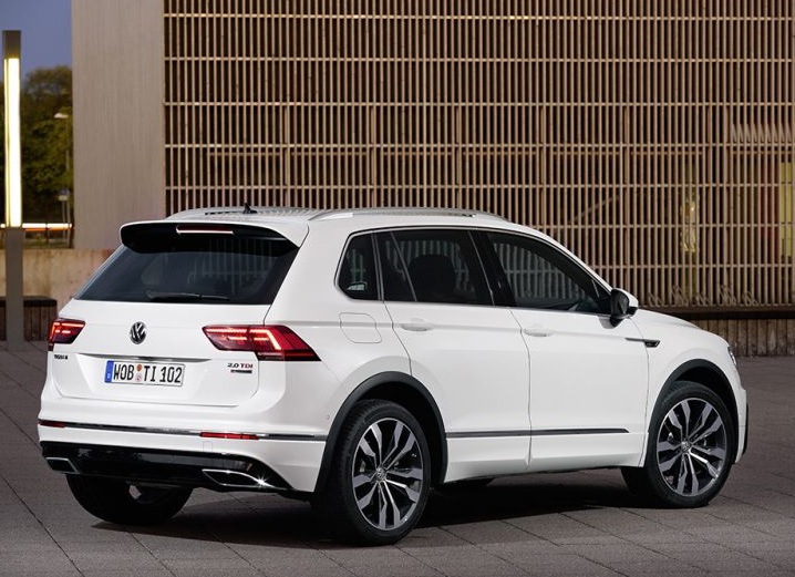 2018 Volkswagen Tiguan SUV 1.6 TDI (115 HP) Trendline Manual boot space and dimensions