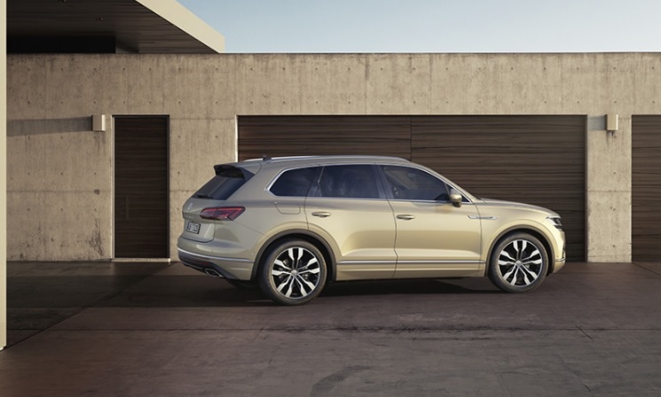 2022 Volkswagen Touareg 3.0 TDI V6 286 HP Premium Tiptronic Technical Specs - cardimension.net