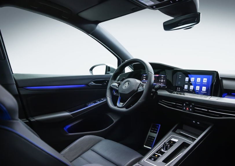 2023 Volkswagen Golf R Hatchback 2.0 TSI (320 HP) R DSG boot space and dimensions