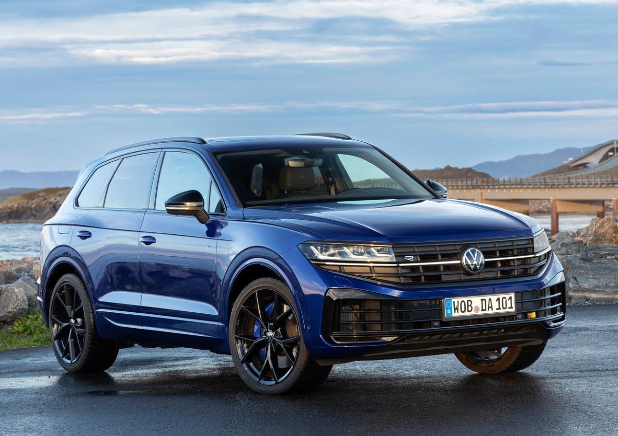 2025 Volkswagen Touareg 3.0 TDI V6 286 HP R-Line Tiptronic Technical Specs - cardimension.net