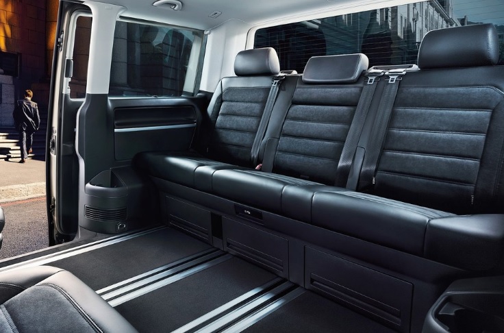 2018 Volkswagen Transporter Combi 2.0 TDI (114 HP) Camlivan Manual boot space and dimensions