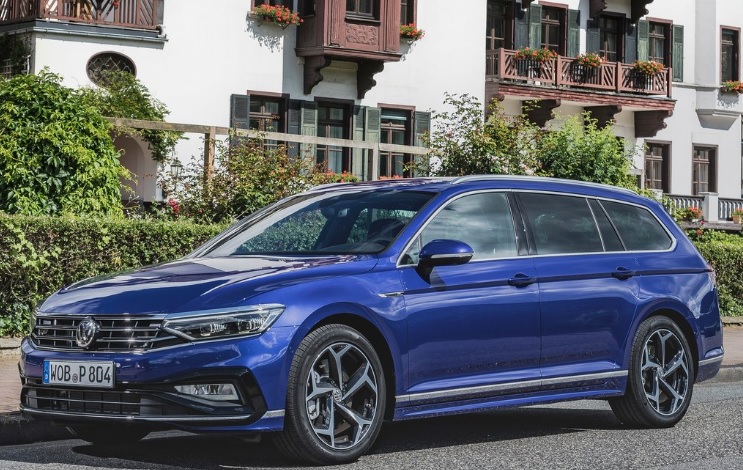 2024 Volkswagen Passat Variant Station Wagon 1.5 TSI ACT (150 HP) Business DSG boot space and dimensions