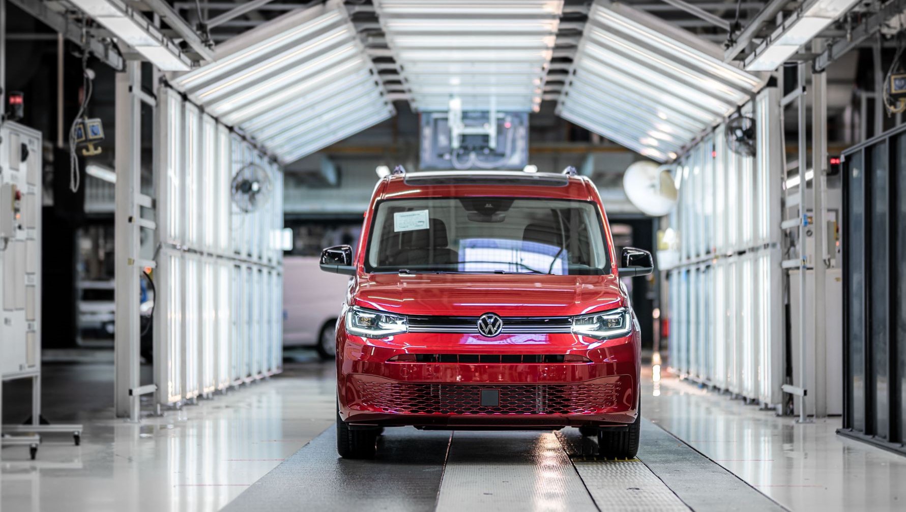 Dimension Caddy Volkswagen Vs The Competition Who Wins - fgdbyjo