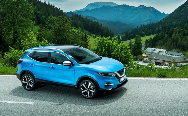 2021 Nissan Qashqai SUV 1.3 DIGT (160 HP) Midnight Edition DCT boot space and dimensions