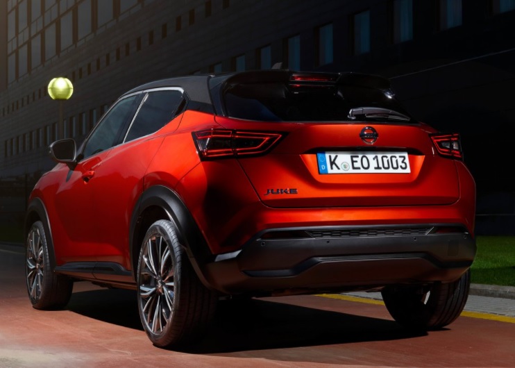 2022 Nissan Juke SUV 1.0 DIGT (115 HP) Tekna DCT boot space and dimensions