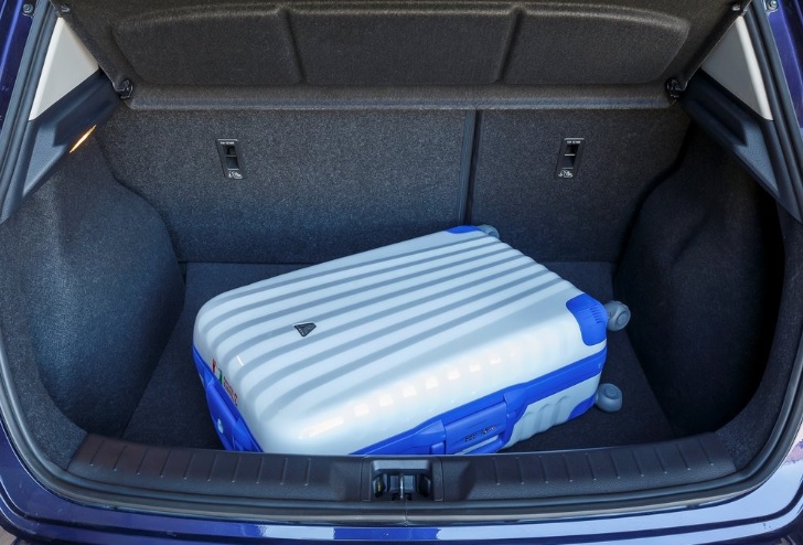 2018 Nissan Pulsar Hatchback 1.2 (115 HP) N-Tec X-Tronic boot space and dimensions