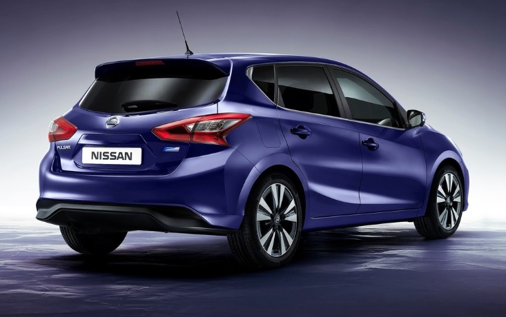 2017 Nissan Pulsar Hatchback 1.2 (115 HP) Visia X-Tronic boot space and dimensions
